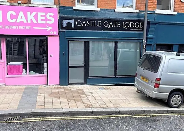 Castle Gate Lodge