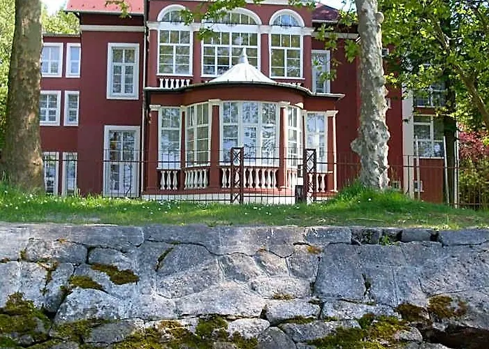Bf Hotel