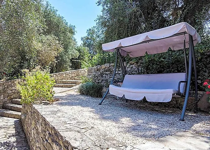 Adamantia Traditional Village