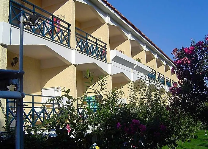 Paradise Hotel