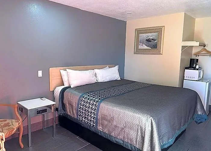 California Inn Hotel And Suites Adelanto Us 395