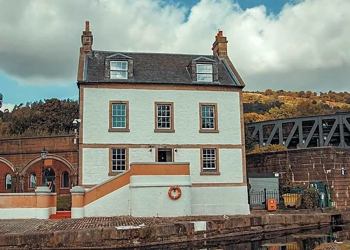 The Customs House Hotel