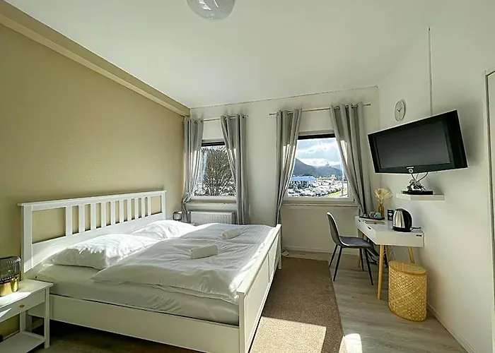 Magare Hotel & Restaurant