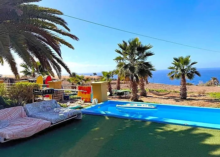 Adeje - Twinfin Hostel & Surf Yoga Camp