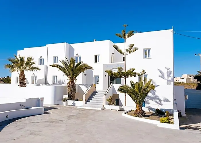 Nikos Hotel