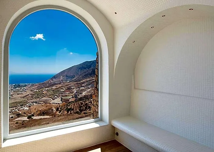 Skyfall Suites - Adults Only