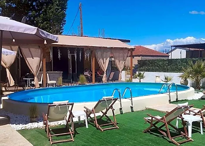 Oasis Luxury Apartments