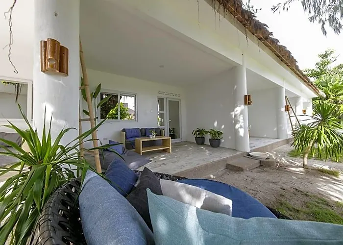 Ocean Vida Beach And Dive Resort