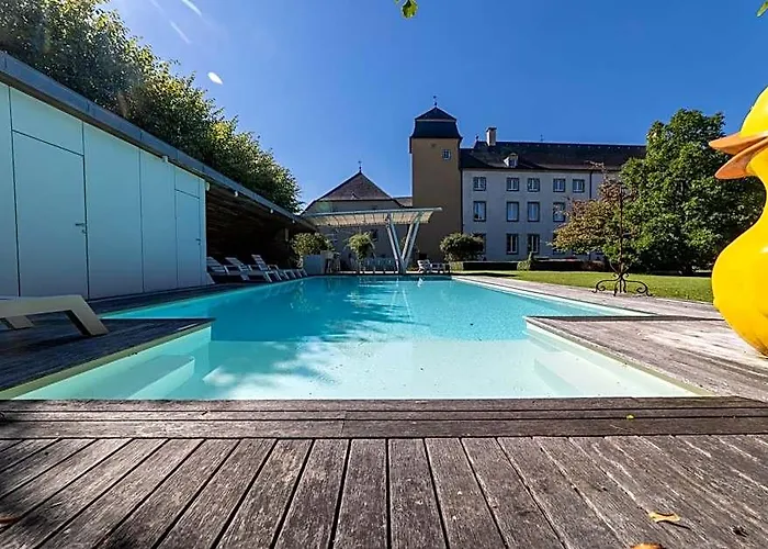 Chateau De Berg