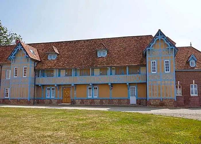 Chateau De Tilly
