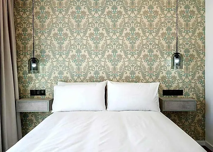 The Orange House Boutique Hotel And Upstairs Rooftop Bar Center Of La Cala De Mijas 100M From The Beach