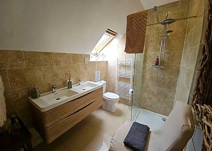 The West Highland Way Hotel And Campground Rooms And Pitches