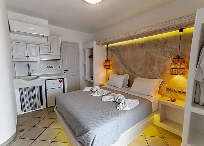Nikos Apartments And Studios