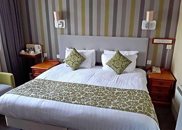 The Cottage Hotel