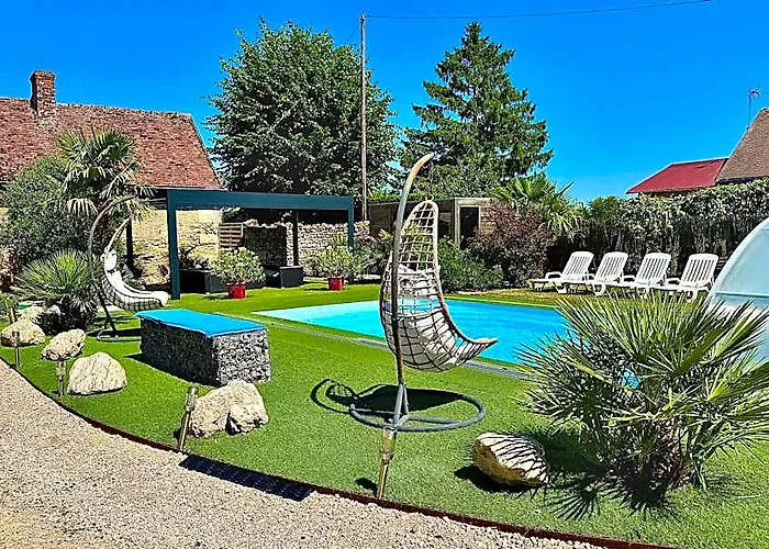 Gite La Belle Aventure Adapte Pmr Avec Piscine Et Jacuzzi