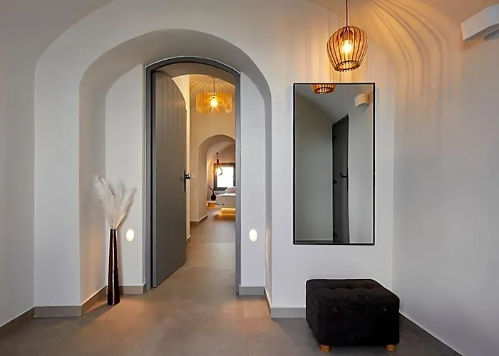 Aecon Suites