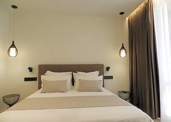 Hotel Manel
