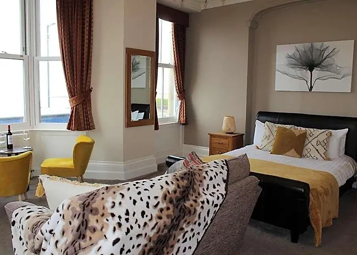 The Crown Hotel