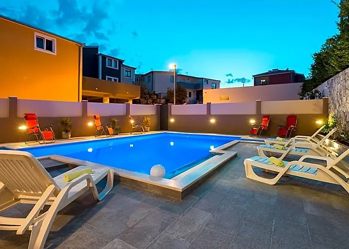 Apartments Villa Kolar
