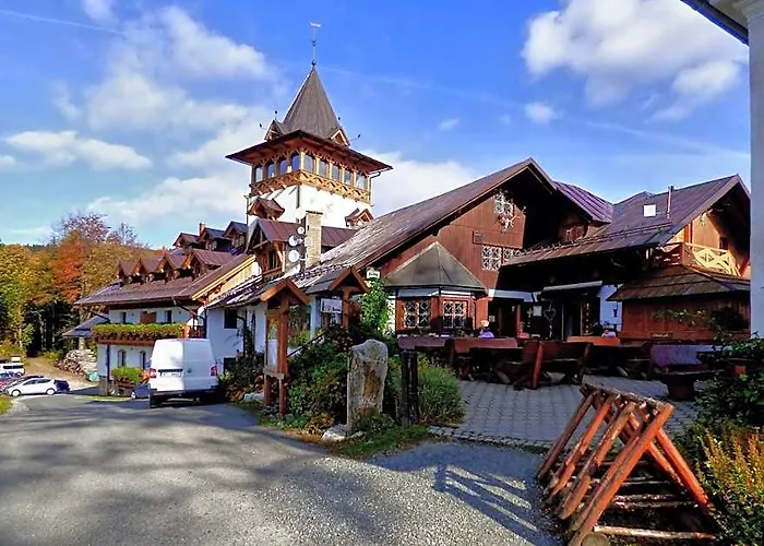 Hotel M
