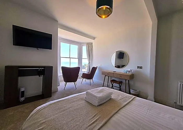 Royal Lion Hotel