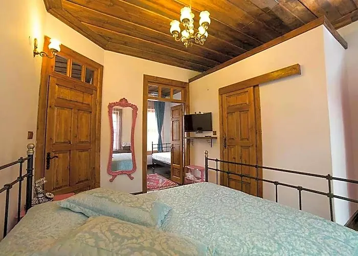 Aristonicus Boutique Hotel