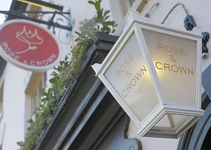 Rose & Crown
