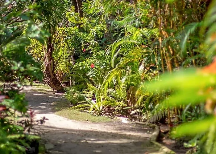 Bamboo Bungalow Resthouse Boracay