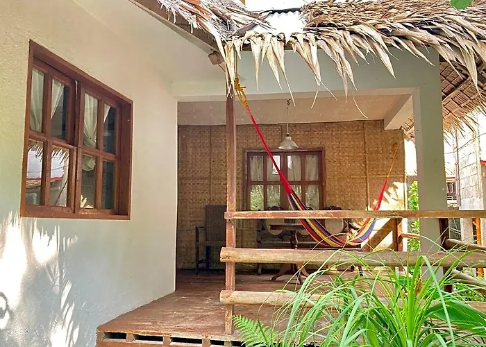 Bamboo Bungalow Resthouse Boracay