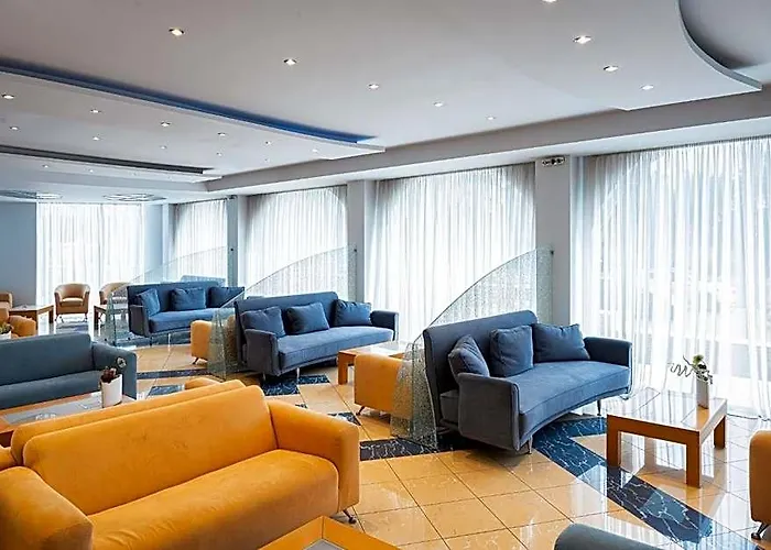 Kreoli Suites Glyfada