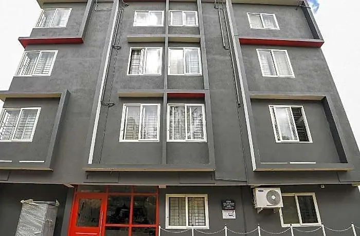 Townhouse Sarvar Hospitality Near Ascendas Park Square Mall