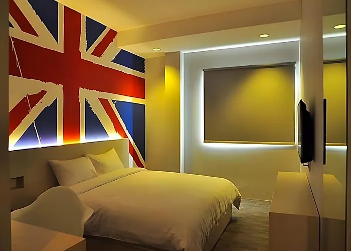 Summer Bed & Breakfast