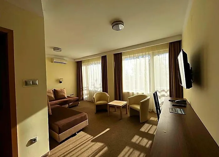 Nereus Park Hotel