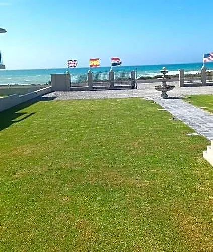 Chateau De Marine Boutique Hotel