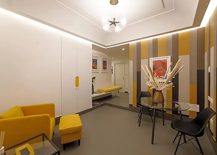 Akyra Suites