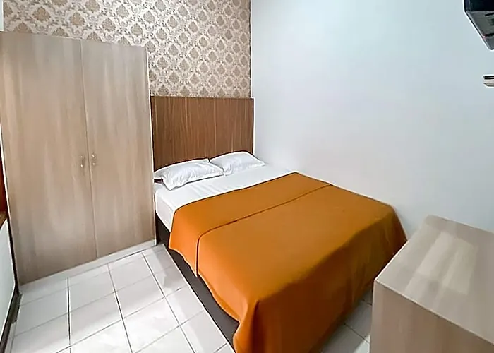 Ultima Syariah Cipanas Garut Mitra Reddoorz