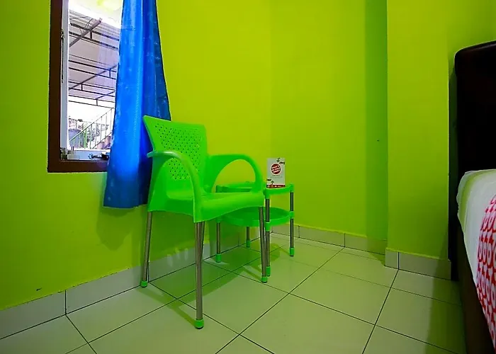 Oyo 2585 Sherren Guest House