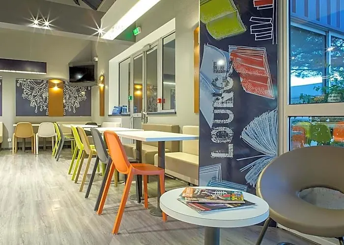 Ibis Budget Aubagne Paluds Agora