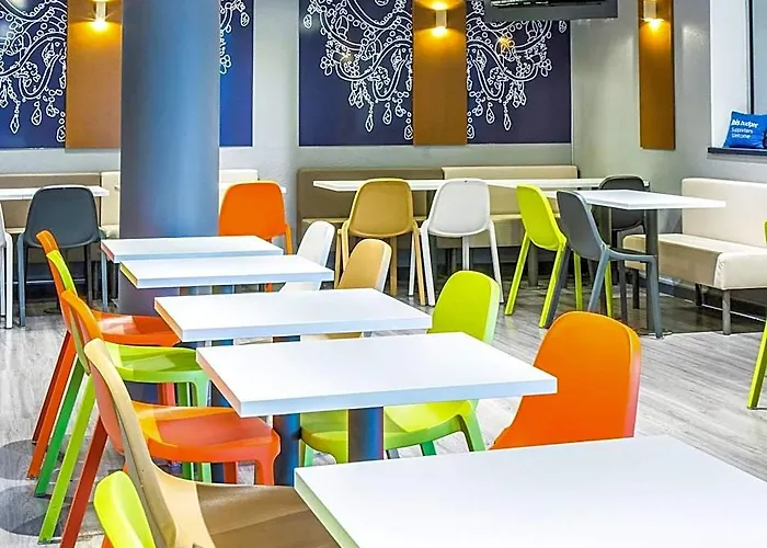 Ibis Budget Aubagne Paluds Agora