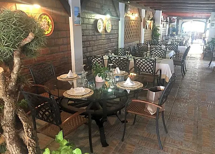 Hotel Almadraba