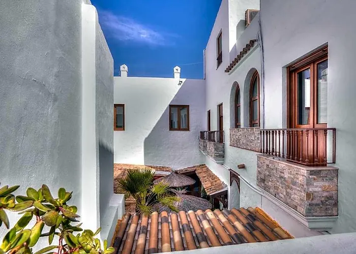 Hotel Almadraba