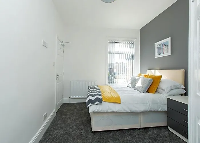 Townhouse @ 58 Brooklyn St - Crewe