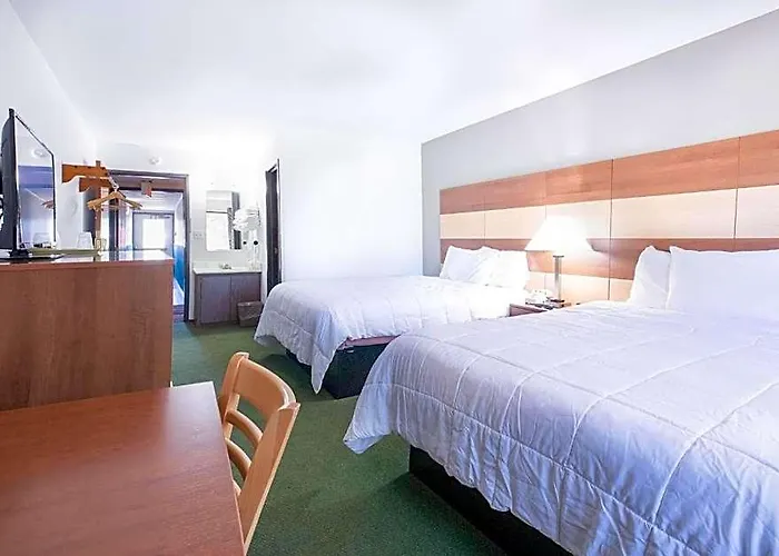 Northwoods Inn & Suites Minocqua