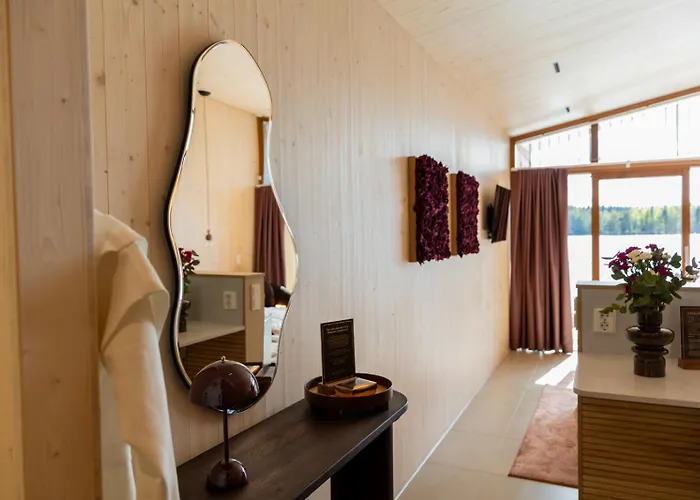 Bella Lake Resort