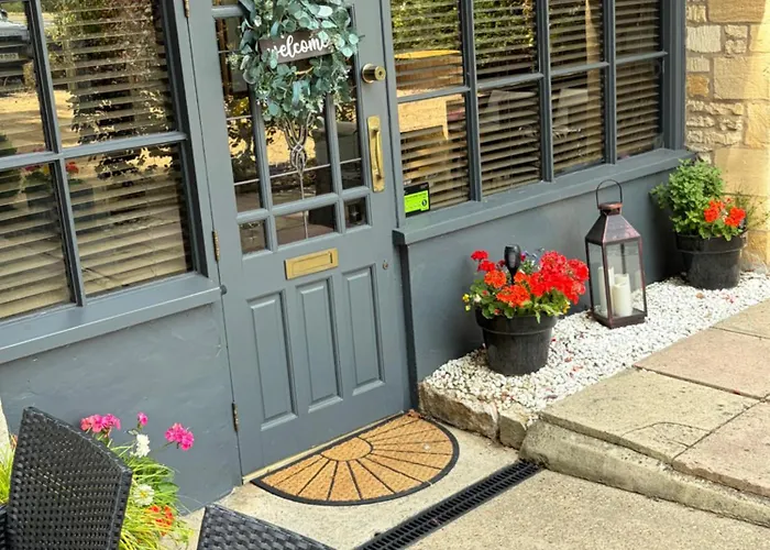 Burford Lodge - Adults Only
