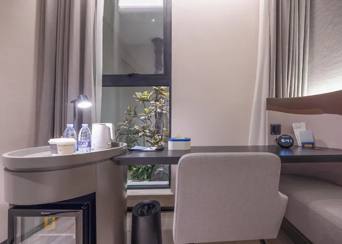 Atour Light Hotel Changsha Wuyi Square Guojin Street Branch