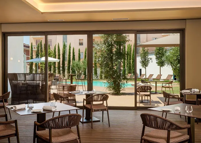 Antum Hotel