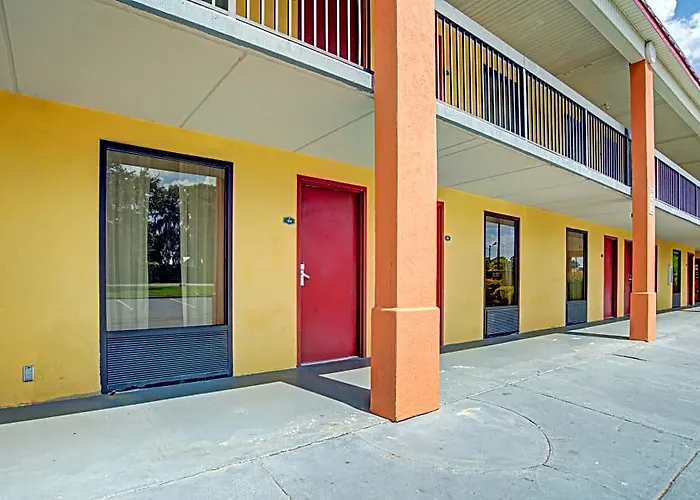 Suburban Studios Hinesville - Fort Stewart Area