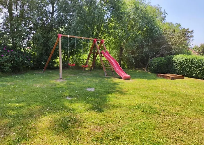 6 Personen kinderfreundliches Ferienhaus mit Sauna, Whirlpool und Kaminofen in Otterndorf