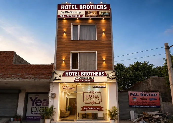 Hotel Brothers Near Tau Devi Lal Stadium